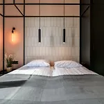 Białe Apartament *