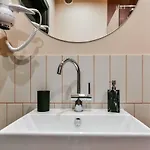 Białe Apartament